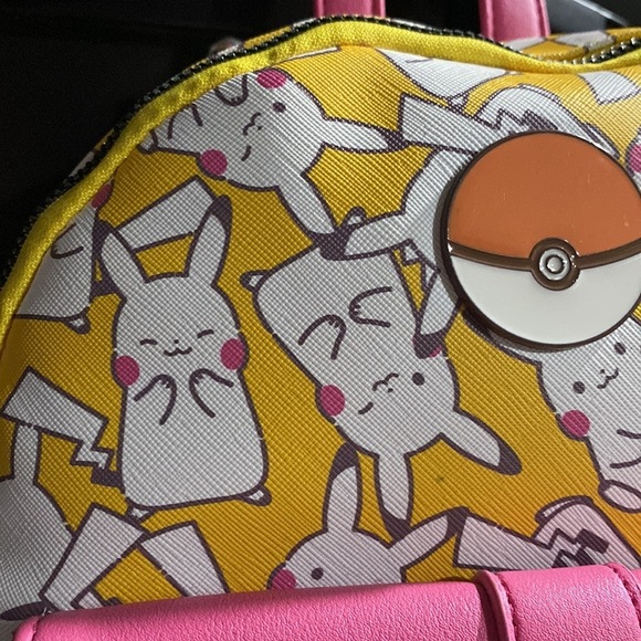 Pokémon Mini Backpack by Bioworld Yellow and Pink Pikachu - Picture 6 of 12